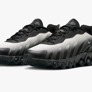 Nike Air Max Dn8 Mens Size 11 Imports Not sold in US  Black and Gray Sneakers